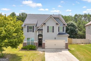 4209 Elm Trace Dr, Loganville, GA 30052