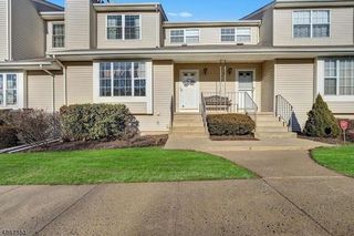 80 Freemont Ct #A, Somerset, NJ 08873