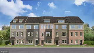 4002 Ridge Line Rd, Woodbridge, VA 22193
