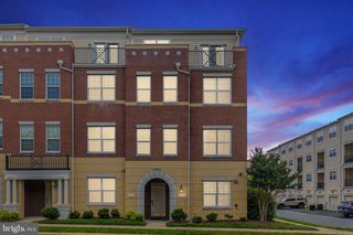 22728 Ferncrest Ter, Ashburn, VA 20148