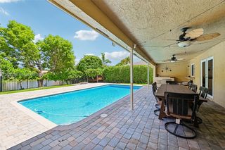 483 NW 107th Ave, Coral Springs, FL 33071