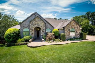 112 Weston Pl, Little Rock, AR 72211