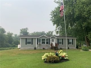 25 Koster Rd, Sandy Creek, NY 13145