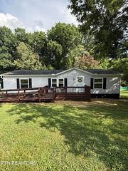 922 Poplar St, Alcoa, TN 37701
