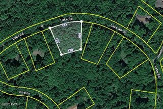 130 Lake Rd, Lake Ariel, PA 18436