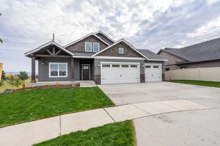 3439 N  Shelburne Loop, Post Falls, ID 83854