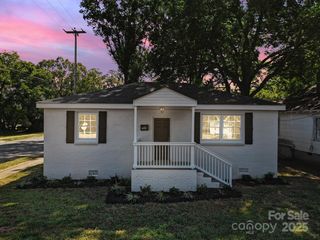 744 Cauthen St, Lancaster, SC 29730