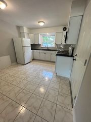 18352 Highland Ave #1S, Homewood, IL 60430
