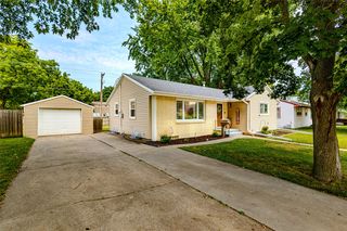 1209 Meadow Ln, Webster City, IA 50595