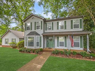 501 Wildwood Dr, Enterprise, AL 36330