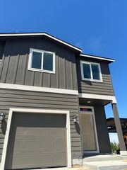 3670 S  Roosevelt Pl, Kennewick, WA 99338