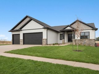 1248 Hickory Rdg, Marion, IA 52302