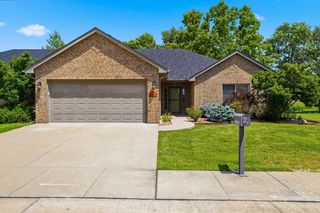 3504 Canyon Ridge Dr, Columbia, MO 65202