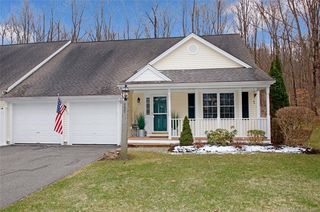 137 Meadow Brook Rd #137, Oxford, CT 06478