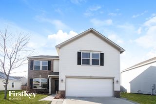 8036 Gathering Ln, Indianapolis, IN 46259