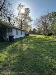1025 South St, Alma, AR 72921