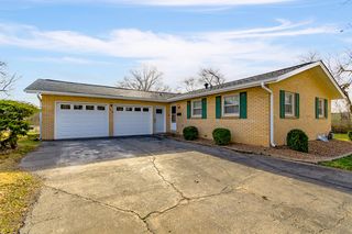 1434 Hickory Hl, Mexico, MO 65265