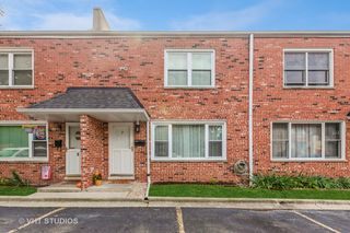 4723 Yender Ave #7, Lisle, IL 60532