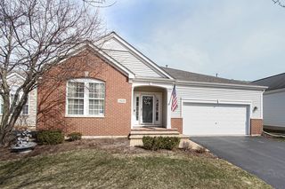 2808 Wessex Dr, Dundee, IL 60118