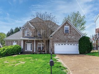 1585 Red Oak Ln, Brentwood, TN 37027