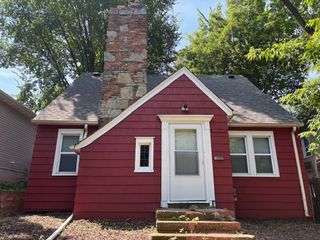 1130 6th St E, Saint Paul, MN 55106