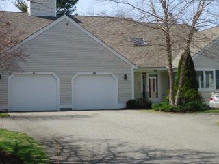 10 Mainsail Circle #10, Mashpee, MA 02649