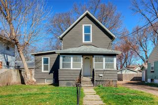 715 Douglas Ave, Des Moines, IA 50313