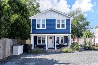 205 10th Ave #4, Belmar, NJ 07719