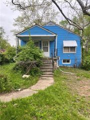 9200 E  39th St, Kansas City, MO 64133