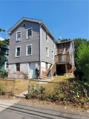 365 Blatchley Ave, New Haven, CT 06513