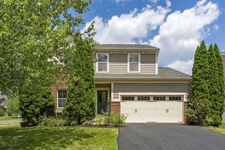 7334 Lake Willow Ct, Warrenton, VA 20187