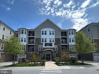 605 Quarry View Ct #202, Reisterstown, MD 21136