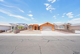 10204 E  37th St, Yuma, AZ 85365