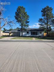 1134 4th St, Limon, CO 80828