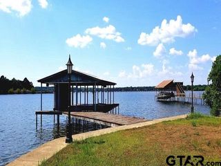 Lakeshore Ct, Malakoff, TX 75148