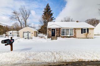 647 Beaumond Place, Deerfield, NY 13502