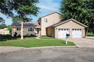 37 Century Pkwy, Neodesha, KS 66757