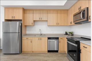1800 Q St #107, Bakersfield, CA 93301