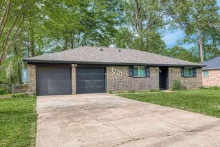 3322 Rustling Pines St, Spring, TX 77380