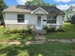 429 E  8th St, Mount Vernon, IN 47620