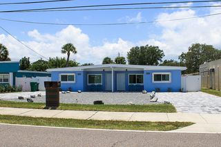 2136 Pineapple Ave, Melbourne, FL 32935