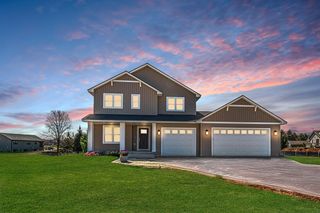 1458 Otter, New Richmond, WI 54017