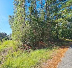 6114 Poplar Rd, Albany, GA 31705