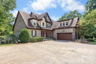 5301 Masons Ferry Rd, Lake Wylie, SC 29710