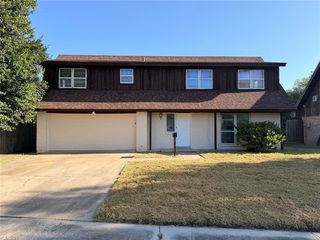 736 W  Borden St, Sinton, TX 78387
