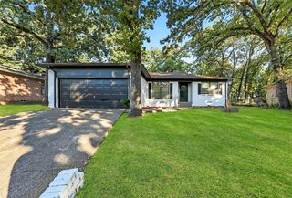 7419 Neuhoff Dr, Dallas, TX 75217