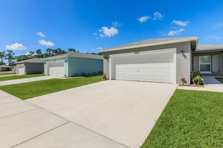 2935 Ashland Cir #3046, Fort Pierce, FL 34981