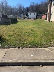 Central Ave #51, Ashland, KY 41101