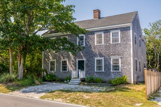 21 Vesper Ln, Nantucket, MA 02554
