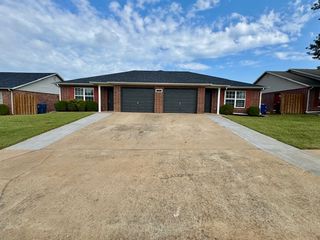 3406 SW Landau Ct #2, Bentonville, AR 72712